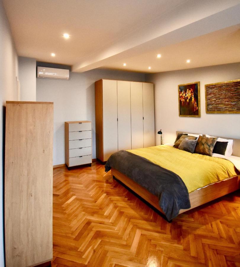 Krib Apartament *